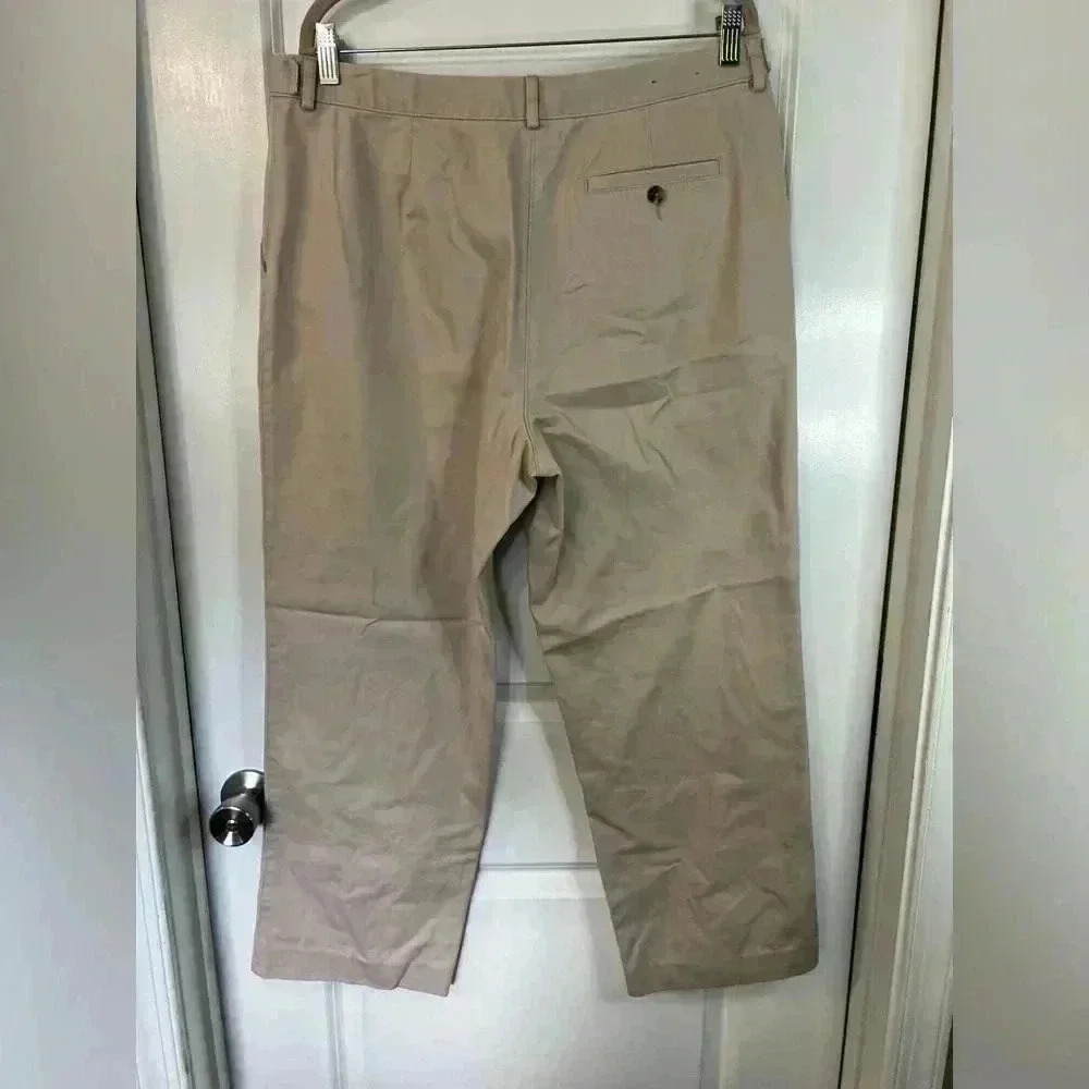 L.L. Bean Women’s Bayside Classic Fit High Rise Khaki Straight Leg Pants - Picture 5 of 9